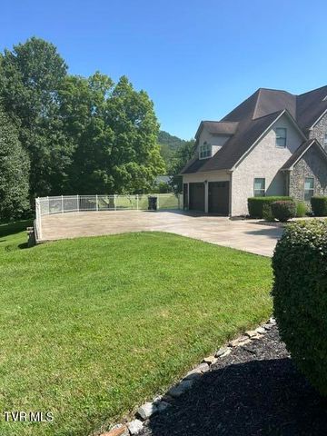 124 Douglas Lane, Bristol, TN 37620