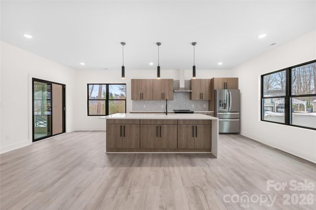 5113 Banfshire Road, Charlotte, NC 28215