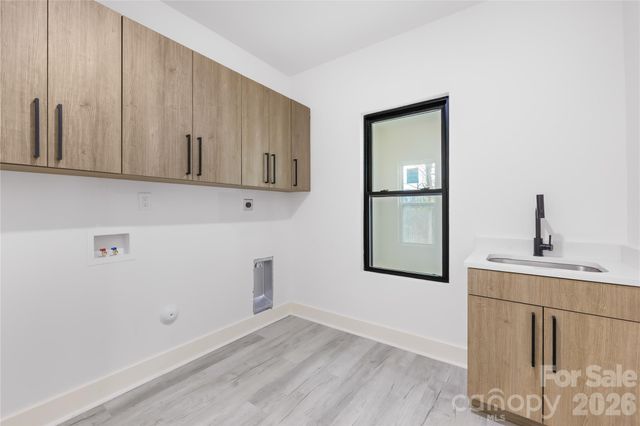 5113 Banfshire Road, Charlotte, NC 28215