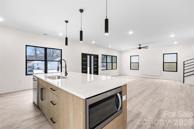5113 Banfshire Road, Charlotte, NC 28215