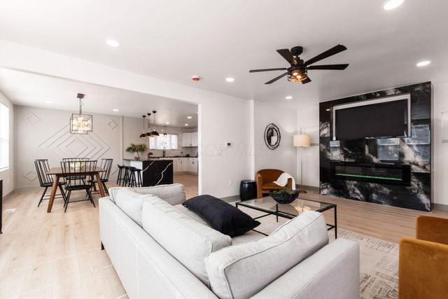 975 Carpenter Street, Columbus, OH 43206