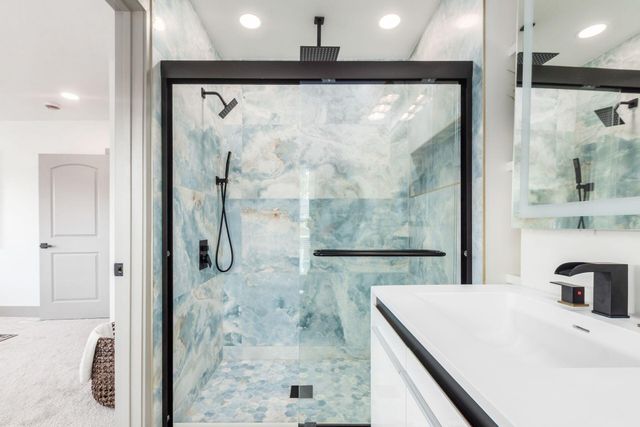 975 Carpenter Street, Columbus, OH 43206