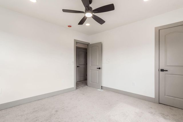 975 Carpenter Street, Columbus, OH 43206