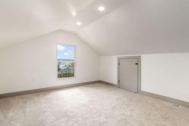 975 Carpenter Street, Columbus, OH 43206