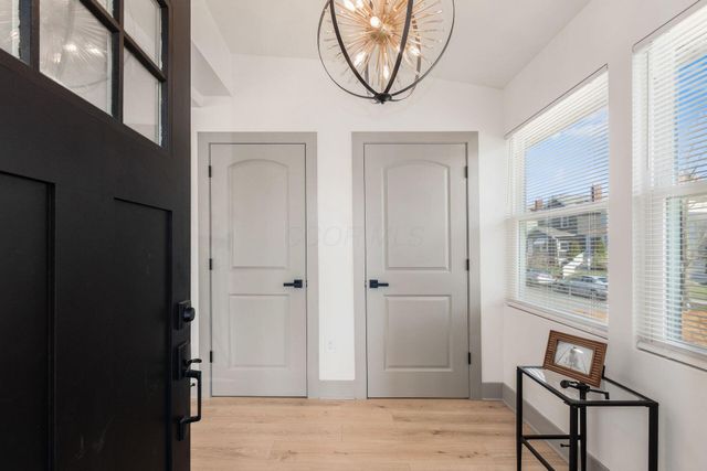 975 Carpenter Street, Columbus, OH 43206