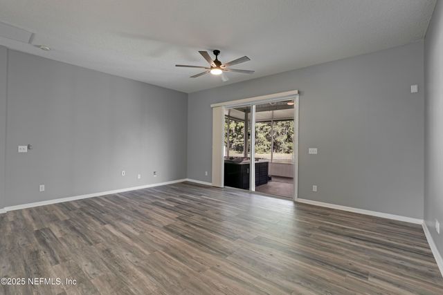 695 SID Drive, Jacksonville, FL 32218