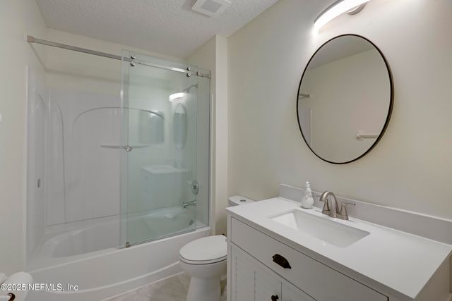 695 SID Drive, Jacksonville, FL 32218