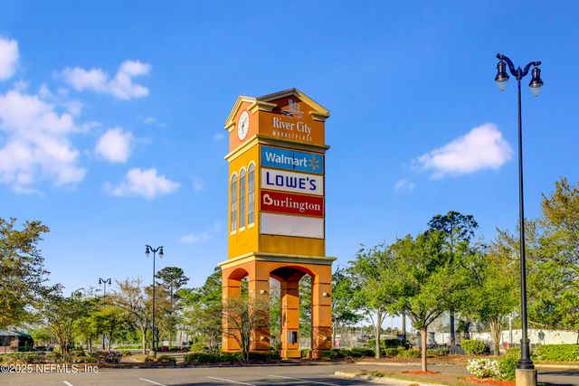 695 SID Drive, Jacksonville, FL 32218