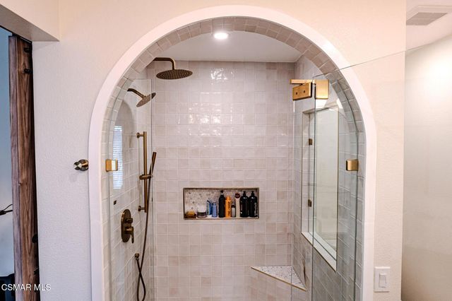 1796 Tipperary Lane, Newbury Park, CA 91320