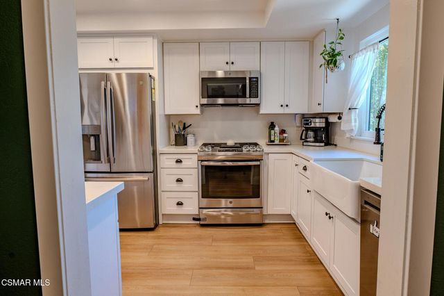 1796 Tipperary Lane, Newbury Park, CA 91320