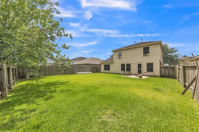 5243 El Tigre Lane, Baytown, TX 77521