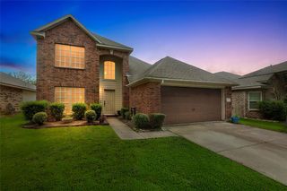 5243 El Tigre Lane, Baytown, TX 77521