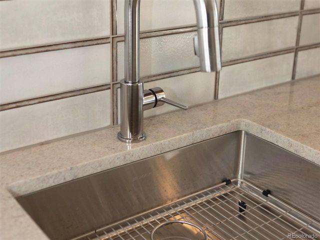 1044 Blue River Pkwy C-C-109, Silverthorne, CO 80498