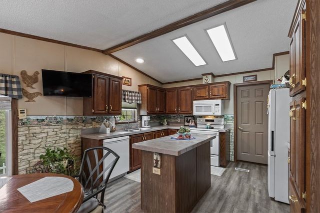 10720 Lakeside Drive, Rogers, AR 72756