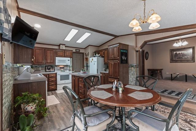 10720 Lakeside Drive, Rogers, AR 72756