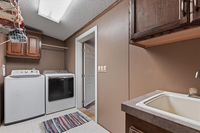 10720 Lakeside Drive, Rogers, AR 72756