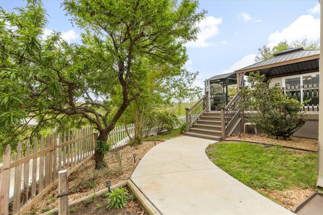 10720 Lakeside Drive, Rogers, AR 72756