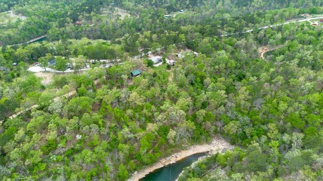 10720 Lakeside Drive, Rogers, AR 72756