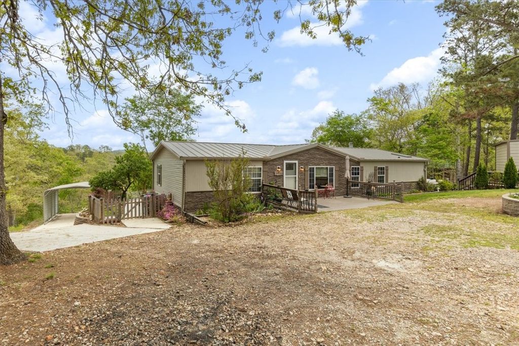 10720 Lakeside Drive, Rogers, AR 72756