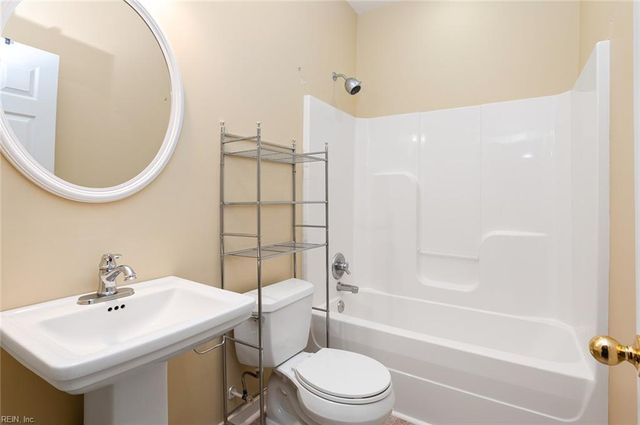 5100 Nuthall PL, Richmond, VA 23231