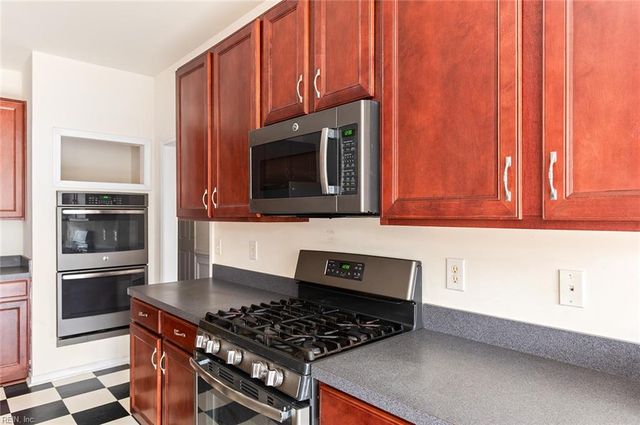 5100 Nuthall PL, Richmond, VA 23231