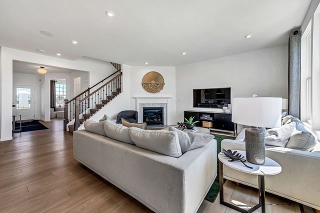 3237 Peyton Circle, Aurora, IL 60503