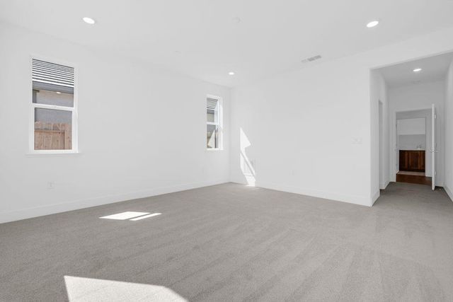 10324 Evangaline Way, Elk Grove, CA 95757