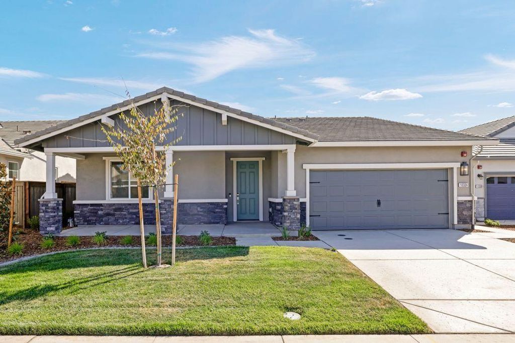 10324 Evangaline Way, Elk Grove, CA 95757