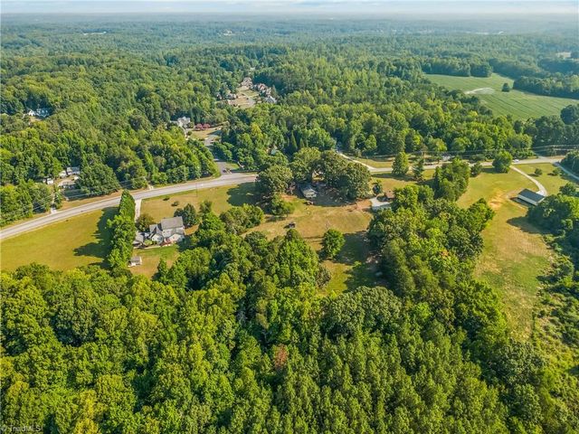 833 NC Highway 150 W, Greensboro, NC 27455