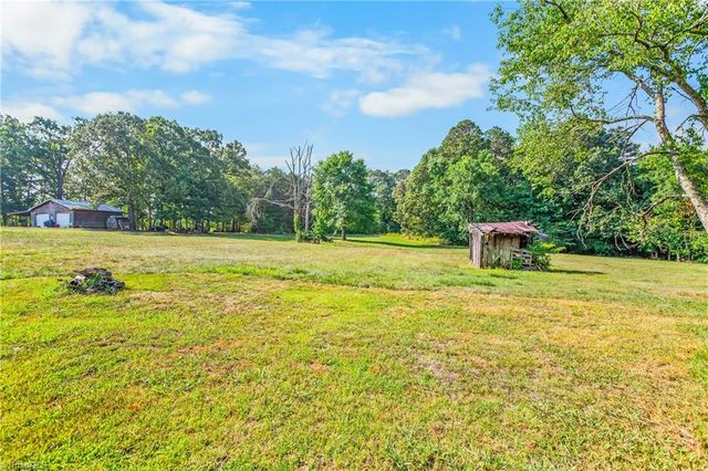 833 NC Highway 150 W, Greensboro, NC 27455