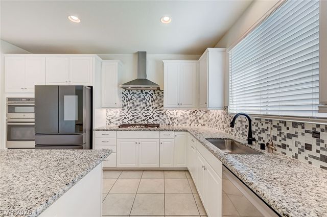 185 Lilt Avenue, Henderson, NV 89011