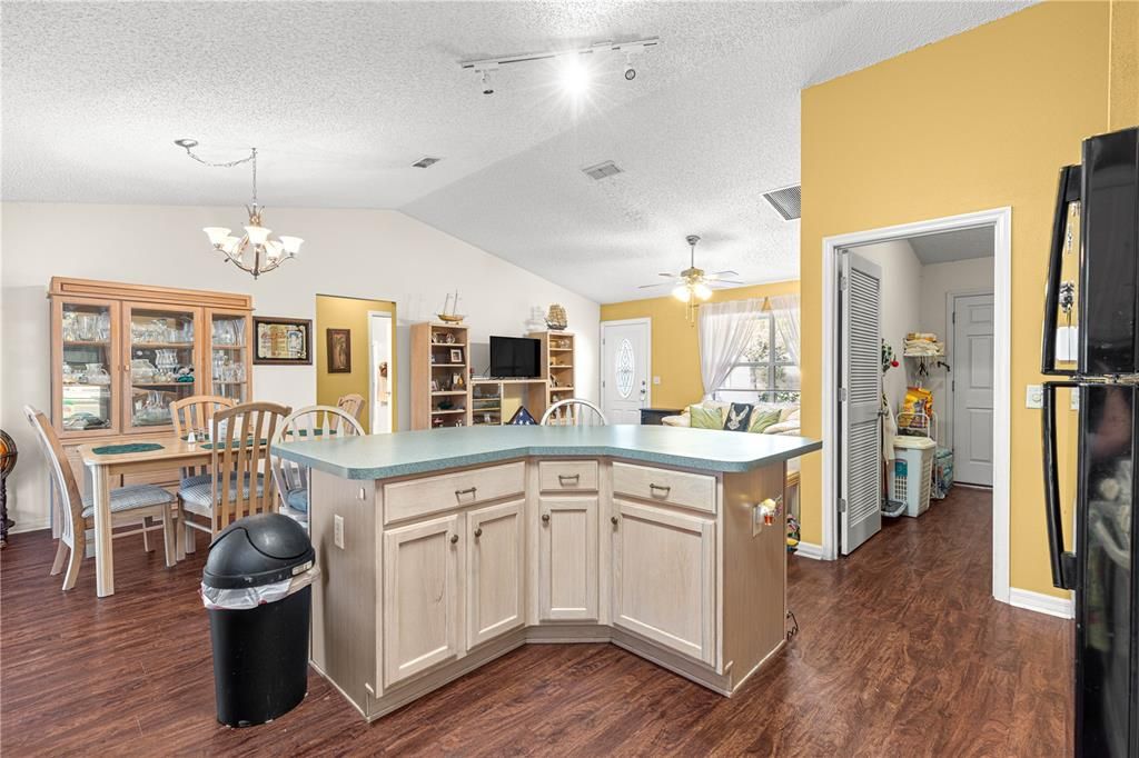 Image 15 of property listing at 9345 SE 177 SIMONS LANE, The Villages, FL 32162