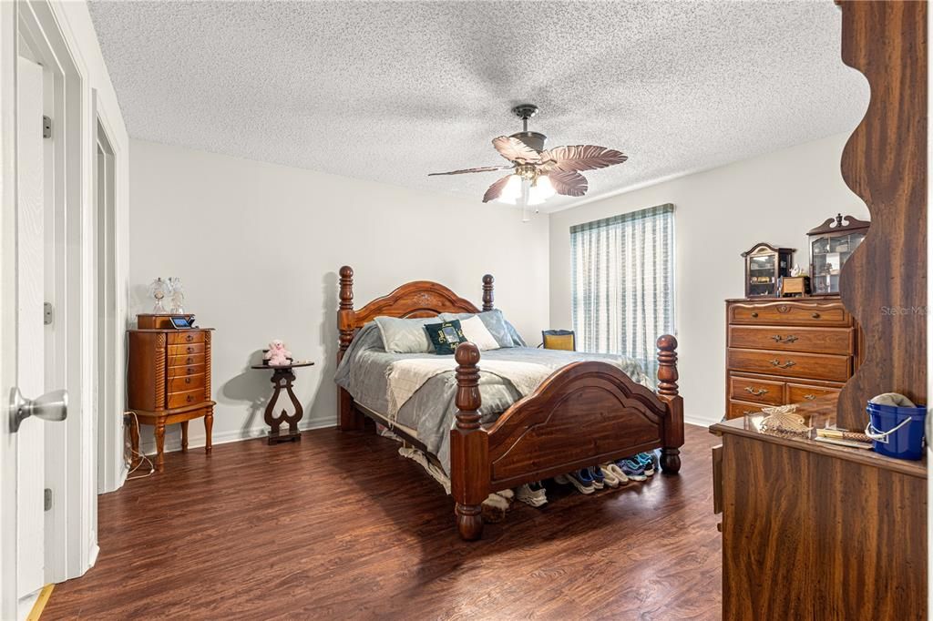 Image 20 of property listing at 9345 SE 177 SIMONS LANE, The Villages, FL 32162
