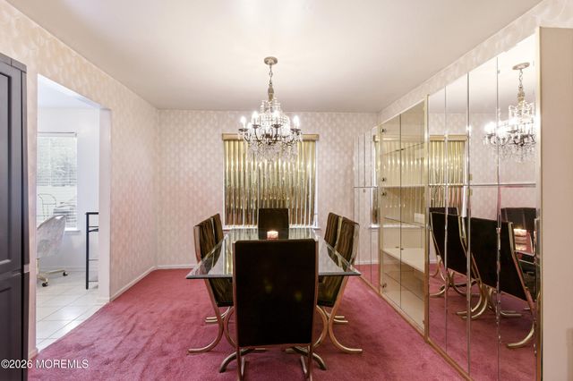 9 Snowdrift Lane, Howell, NJ 07731