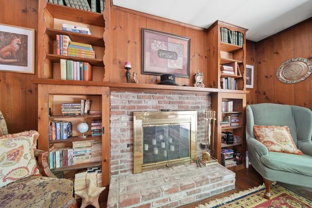4 Clark Island Road, Amherst, NH 03031