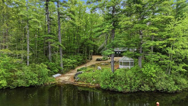 4 Clark Island Road, Amherst, NH 03031