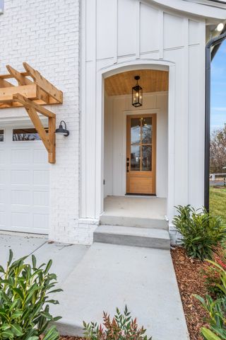 2512 Sheridan Rd, Nashville, TN 37206