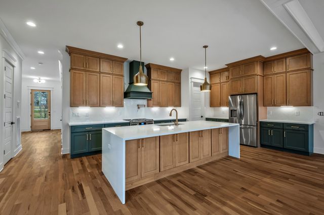 2512 Sheridan Rd, Nashville, TN 37206