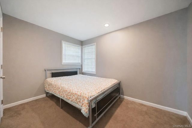 232 30th Street, Lindenhurst, NY 11757