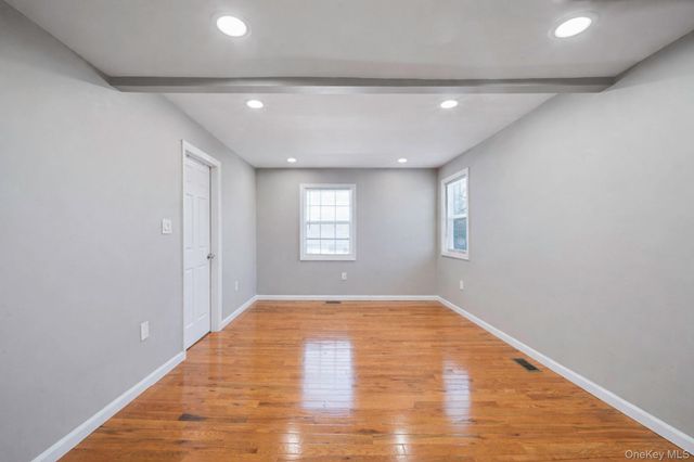 232 30th Street, Lindenhurst, NY 11757