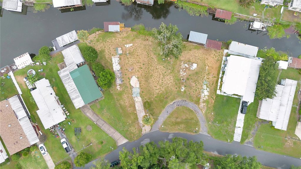 13450 PALM DRIVE, Astatula, FL 34705