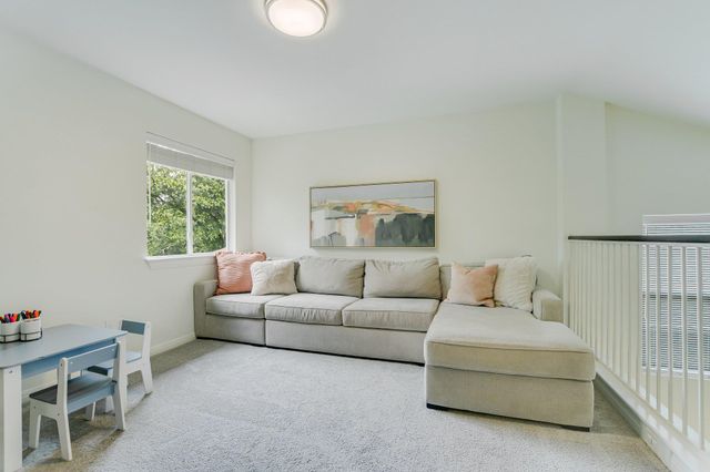 8349 Alvin High LN, Austin, TX 78729