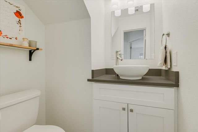 8349 Alvin High LN, Austin, TX 78729