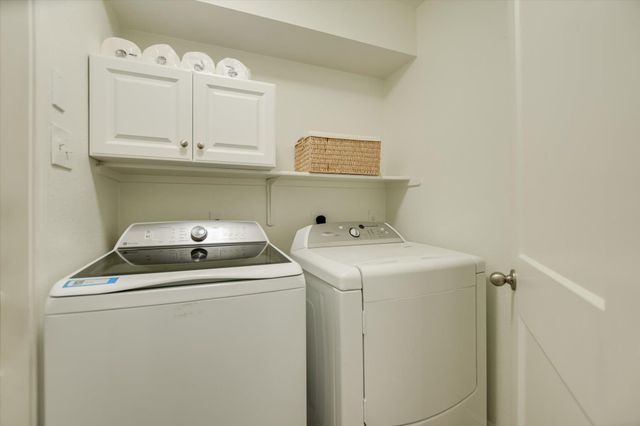8349 Alvin High LN, Austin, TX 78729