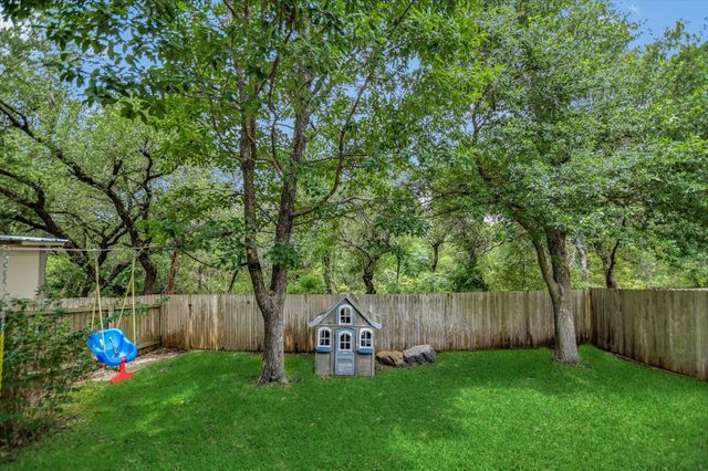 8349 Alvin High LN, Austin, TX 78729