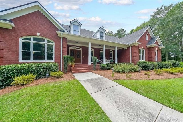 750 Old Loganville Road Southwest, Loganville, GA 30052