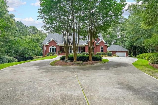 750 Old Loganville Road Southwest, Loganville, GA 30052