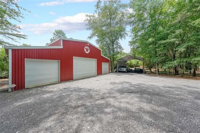 750 Old Loganville Road Southwest, Loganville, GA 30052