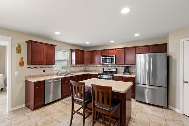 13728 Empress Lane, Dyer, IN 46311
