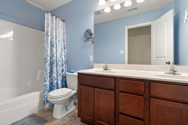 13728 Empress Lane, Dyer, IN 46311